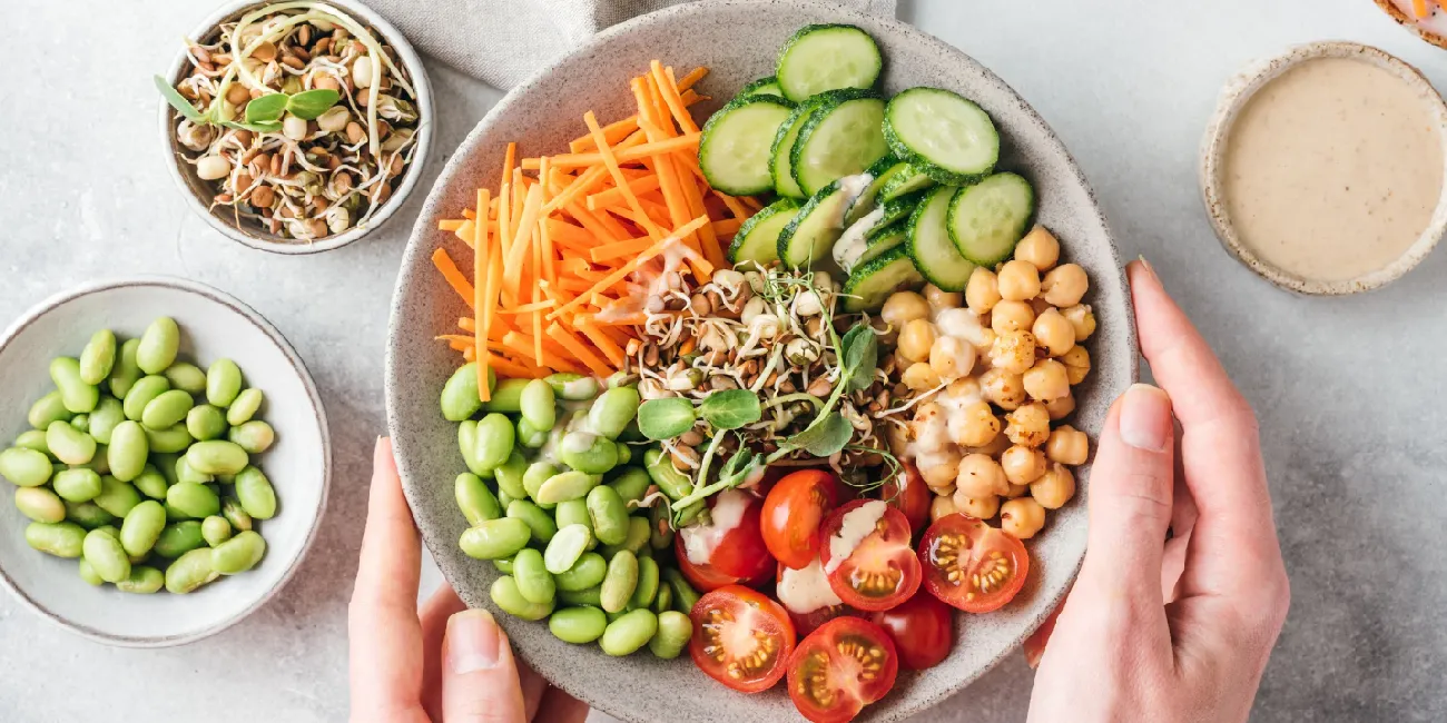 Healthy Meal Planning anti-inflammatory PMOS/PCOS diet foods: vegetables, nuts, seeds and spices